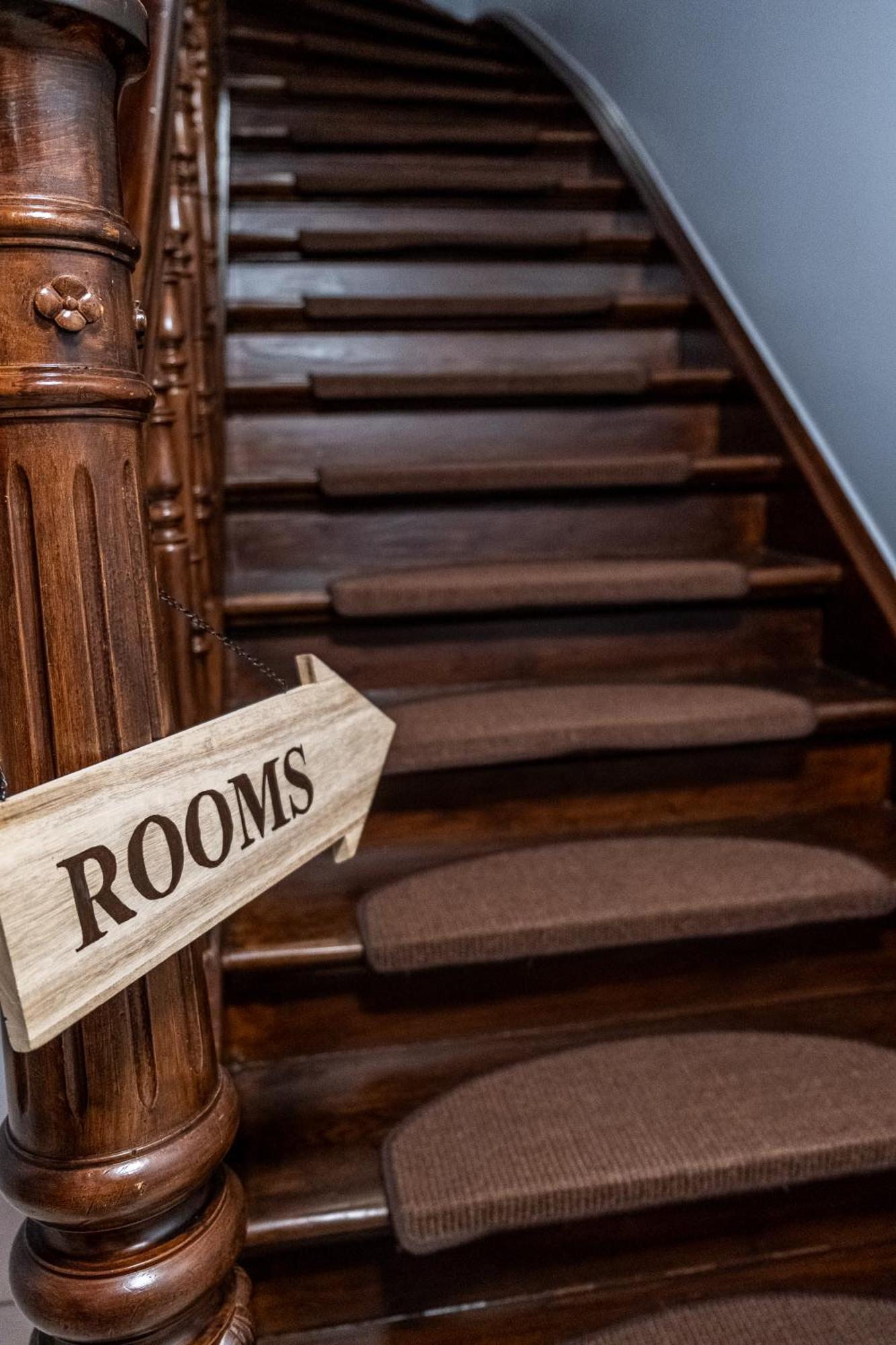 -haus Schweiz- In Homestay Bonn