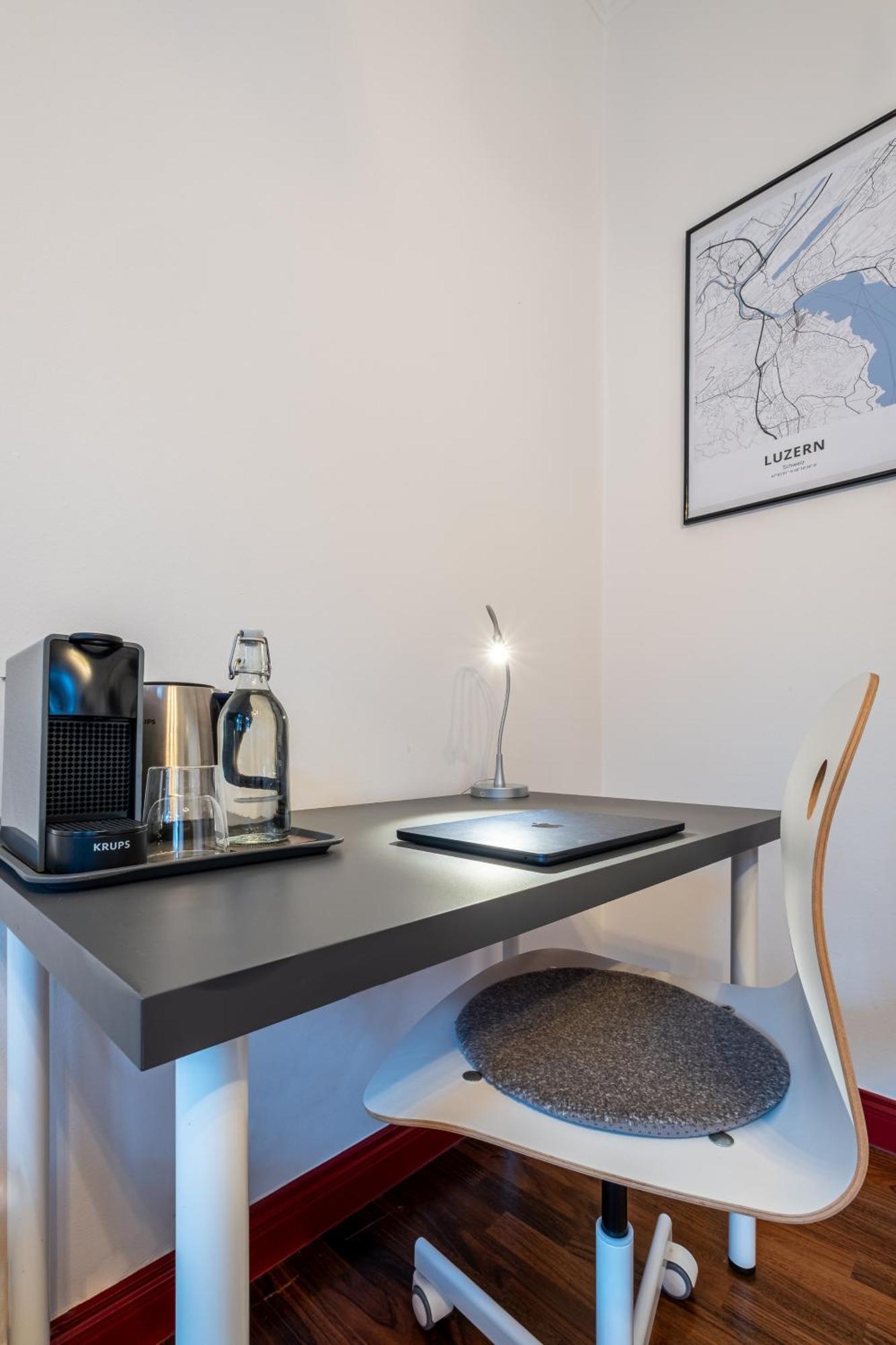 -haus Schweiz- In Homestay