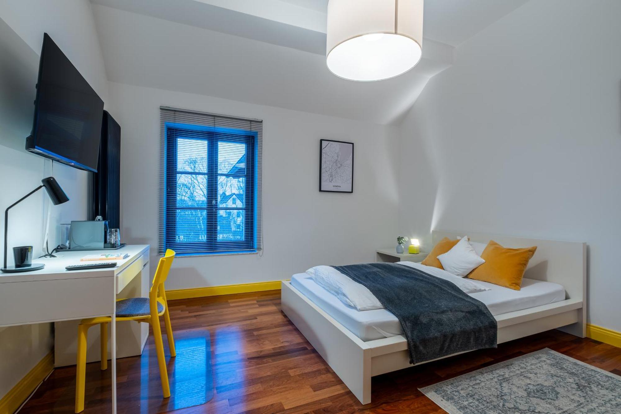-haus Schweiz- In Homestay Bonn